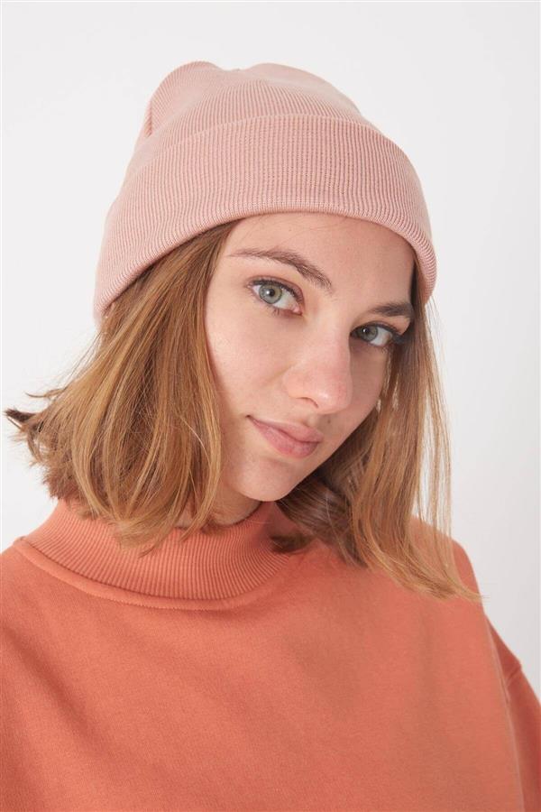 کلاه زنانه زمستانی با بهترین کیفیت صورتی